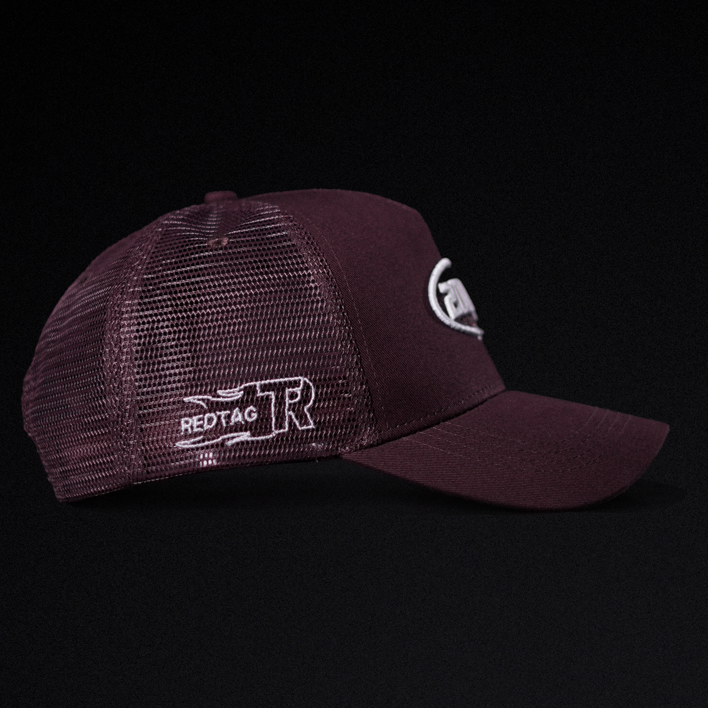 200 MPH Club trucker hat.