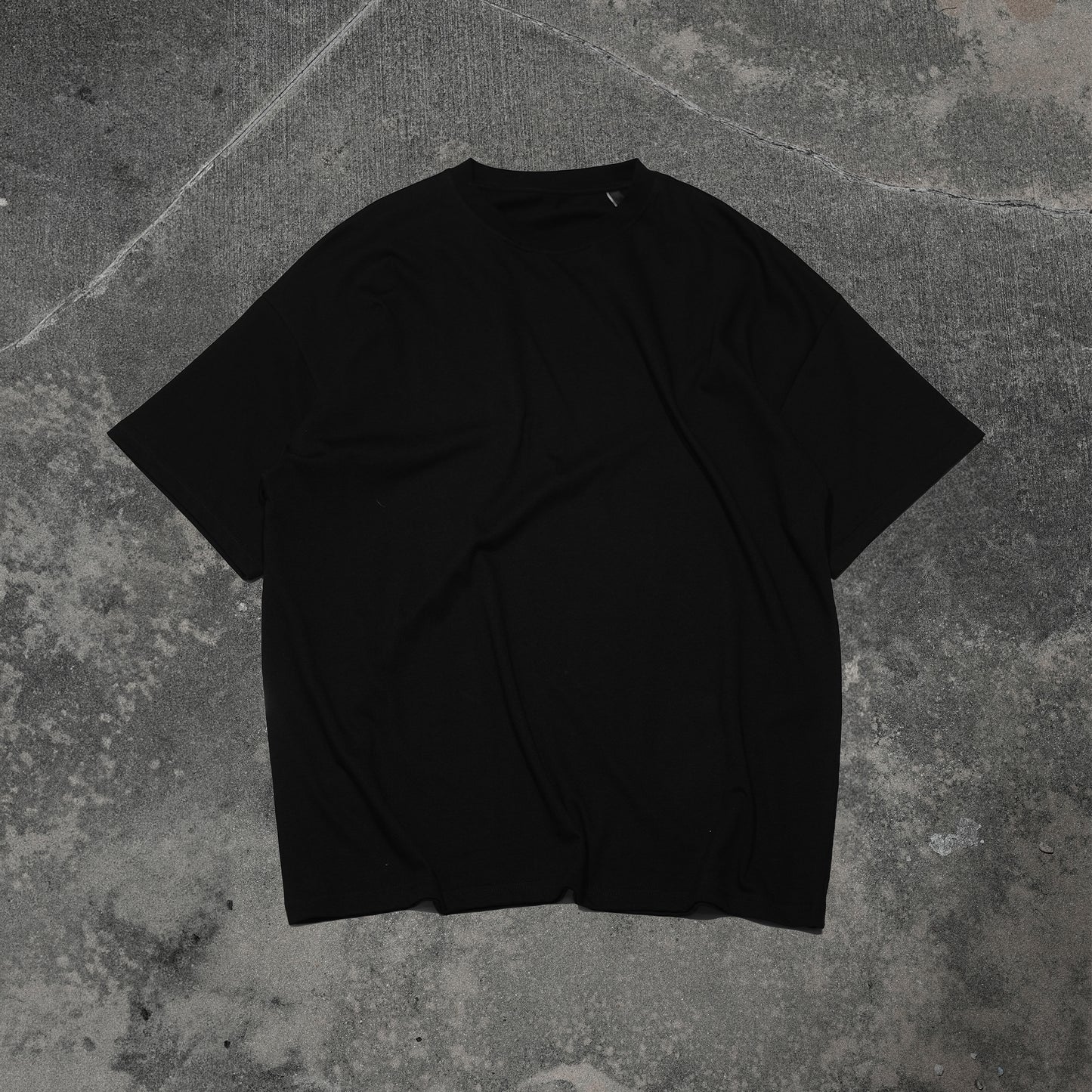 MAN-MACHINR BOND OVERSIZED TEE