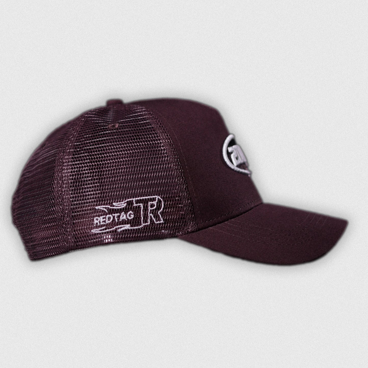 200 MPH Club trucker hat.